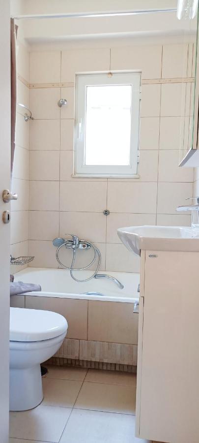 Apartamento Filoxenia House Marousi -Private Parking- Atenas Exterior foto