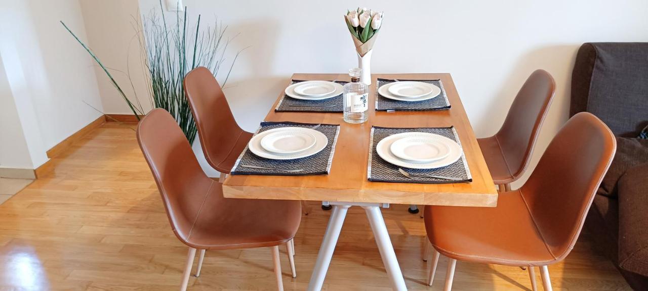 Apartamento Filoxenia House Marousi -Private Parking- Atenas Exterior foto