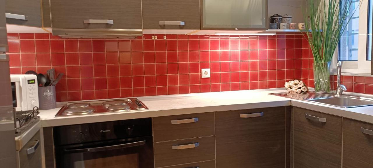 Apartamento Filoxenia House Marousi -Private Parking- Atenas Exterior foto